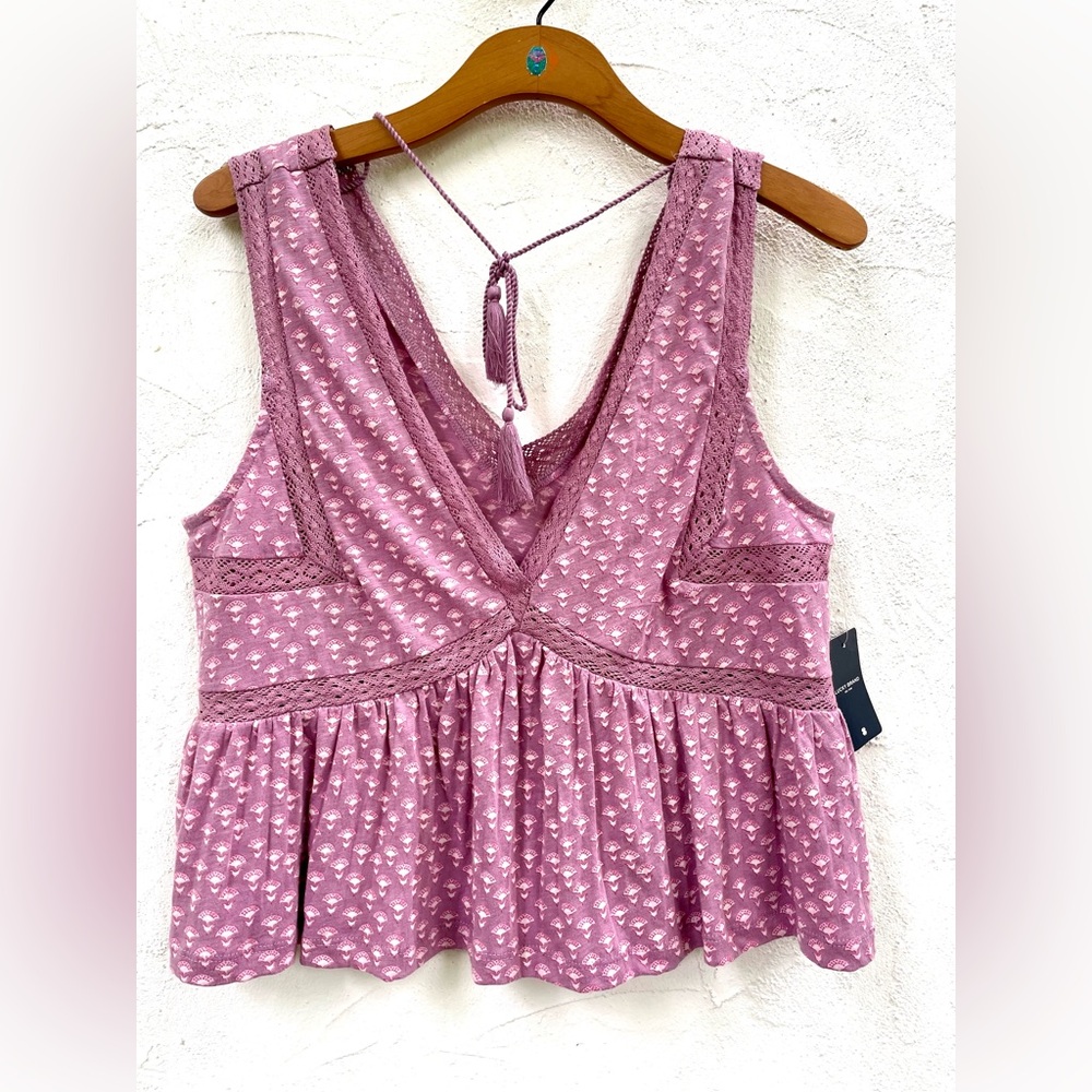 Sleeveless V-Neck Peplum Tank Top - Dusty Rose
